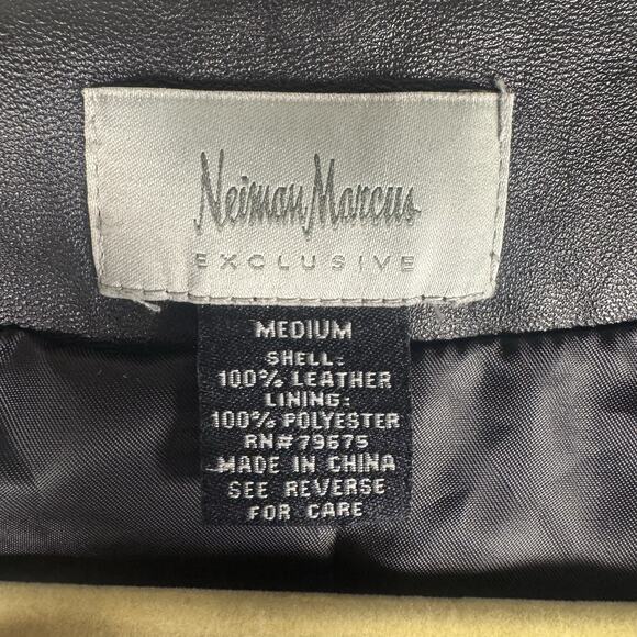 Neiman Marcus Women’s Medium (M) Black Genuine Leather Overcoat Jacket, Classic - Picture 4 of 11